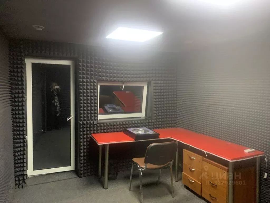 Помещение свободного назначения в Курская область, Курск Курского ... - Фото 2