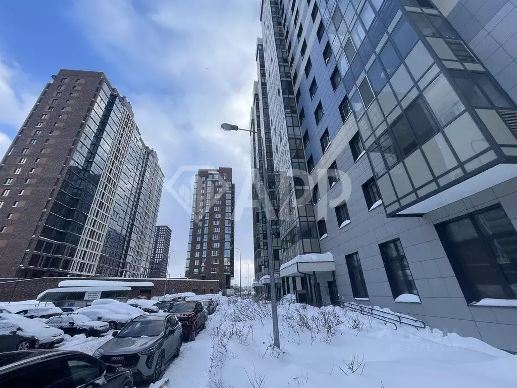 Офис в Татарстан, Казань ул. Алексея Козина, 5 (390 м) - Фото 1