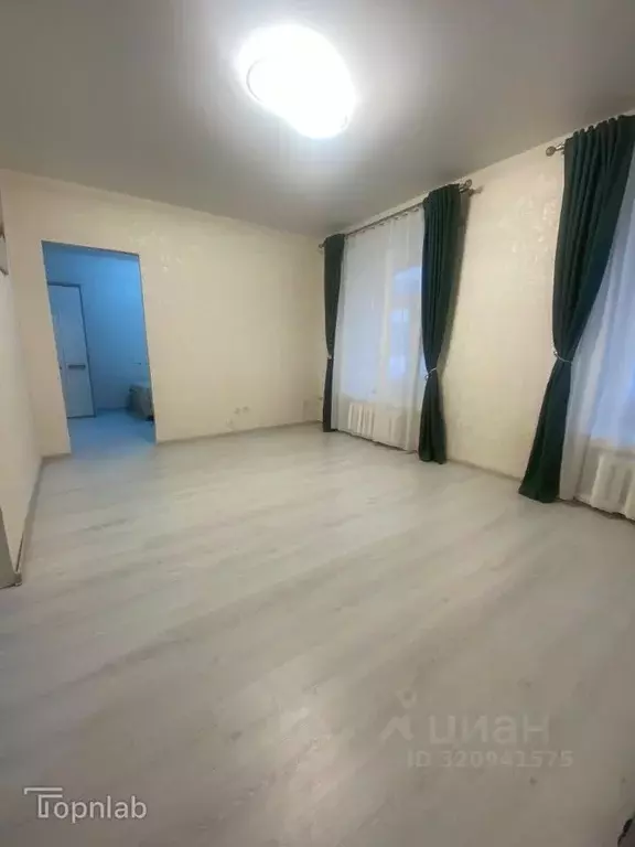 3-к кв. Астраханская область, Астрахань ул. Тургенева, 15/1 (66.9 м) - Фото 1