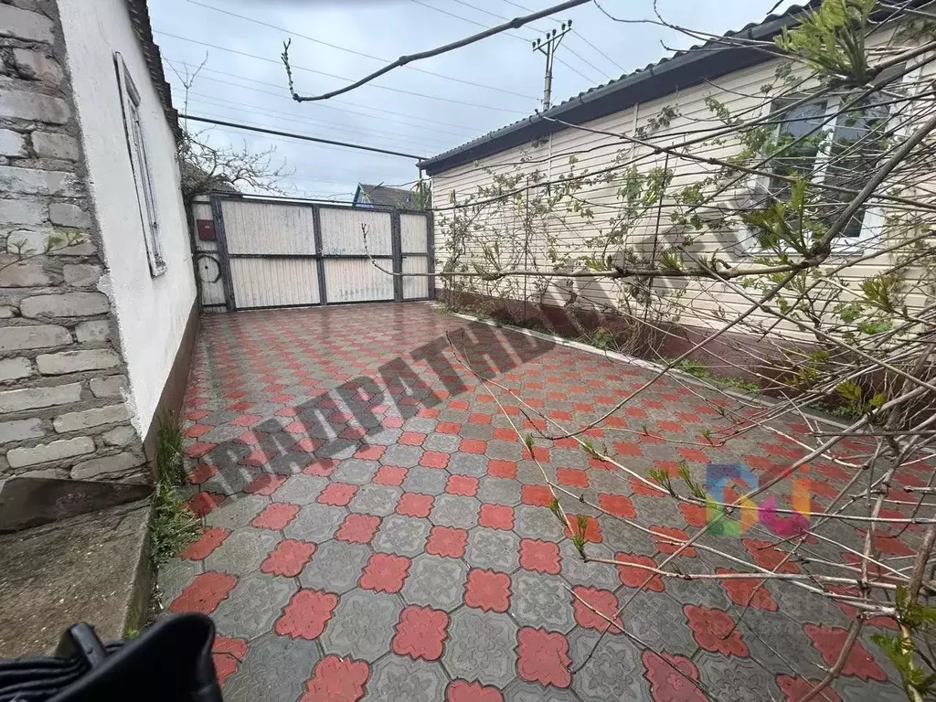 Дом в Калмыкия, Элиста проезд Хочинова, 4 (86 м) - Фото 1