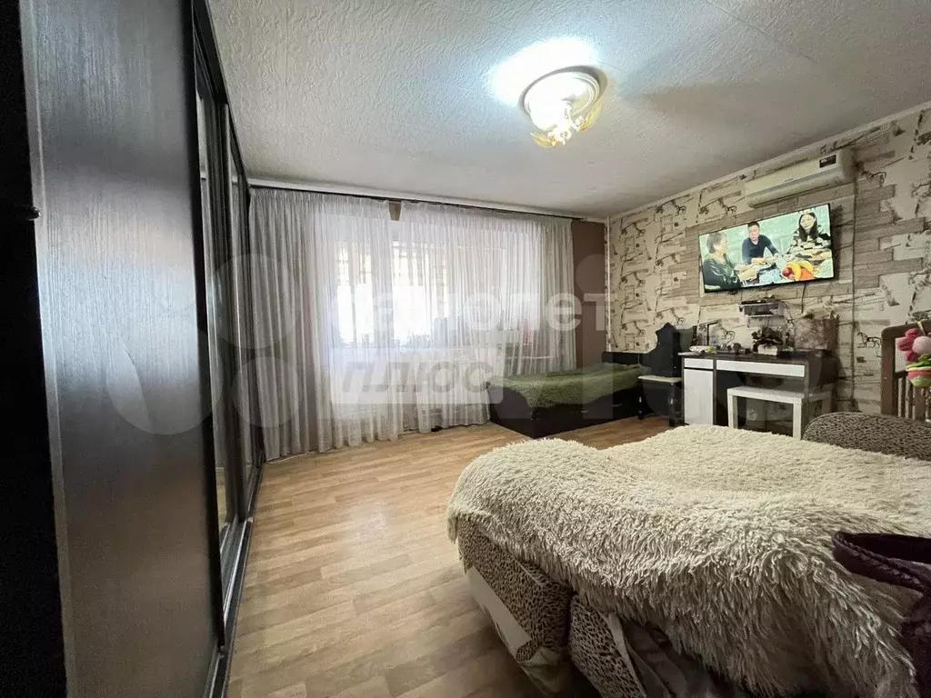 1-к. квартира, 40 м, 2/3 эт. - Фото 1