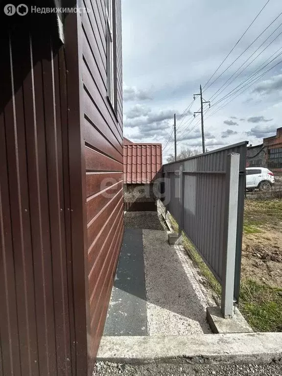 Дом в Бийск, улица Максима Горького (218.7 м) - Фото 2