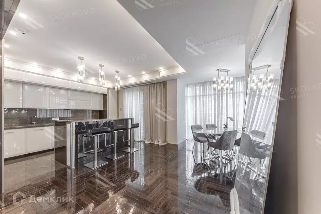 Продаётся 4-к квартира, 207 м - Фото 0