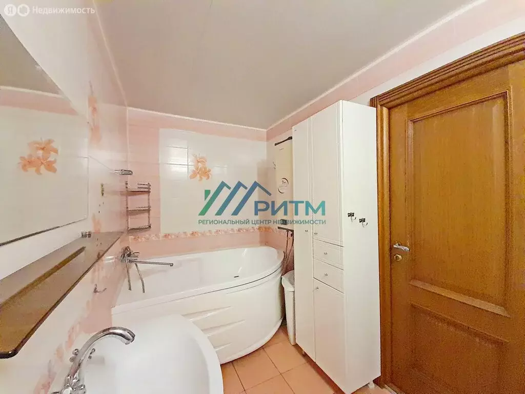 3-комнатная квартира: Пенза, улица 8 Марта, 7 (62 м) - Фото 0