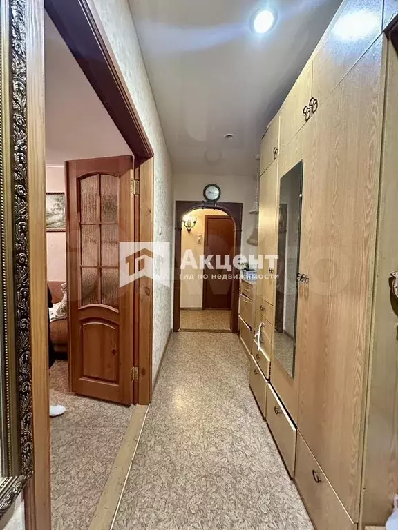 3-к. квартира, 64 м, 1/9 эт. - Фото 0