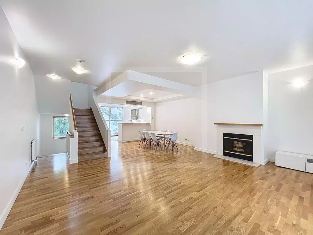 Коттедж в Москва Береговая ул., 3К29 (209 м) - Фото 1