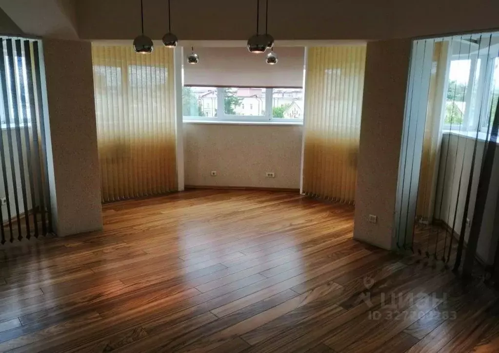 Помещение свободного назначения в Иркутская область, Иркутск ул. ... - Фото 1