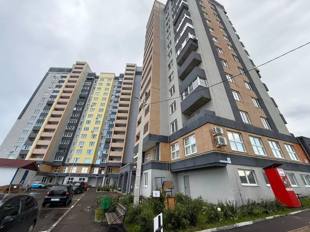 2-к кв. Владимирская область, Владимир ул. Всесвятская, 12 (68.0 м) - Фото 0