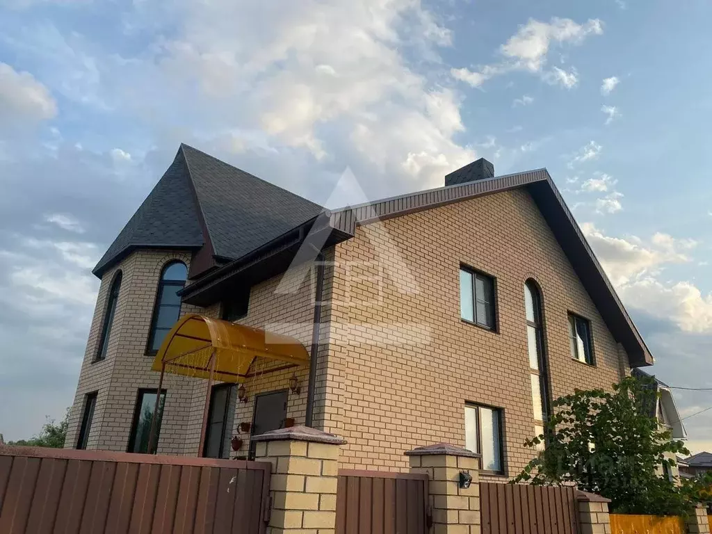 Коттедж в Челябинская область, Коркино ул. 50 лет Города (319 м) - Фото 1