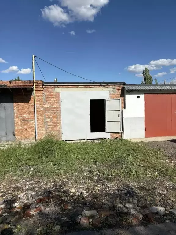 Гараж в Саратовская область, Энгельс ул. Взлетная (30 м) - Фото 1