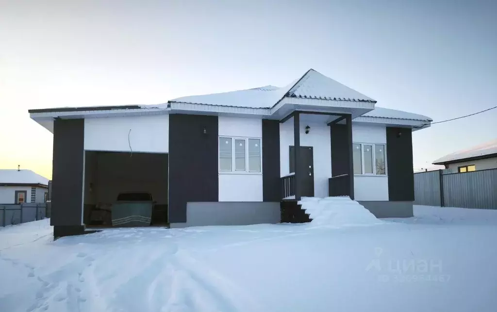 Дом в Свердловская область, Сысертский муниципальный округ, с. ... - Фото 1