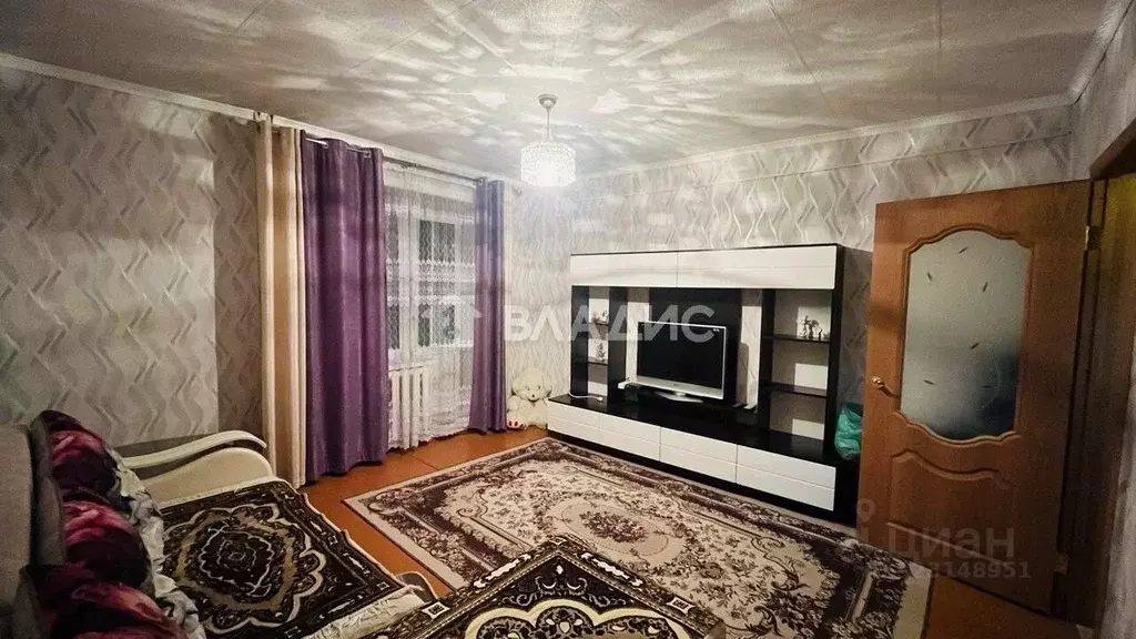 3-к кв. Бурятия, Улан-Удэ Горхонская ул., 9 (64.2 м) - Фото 1