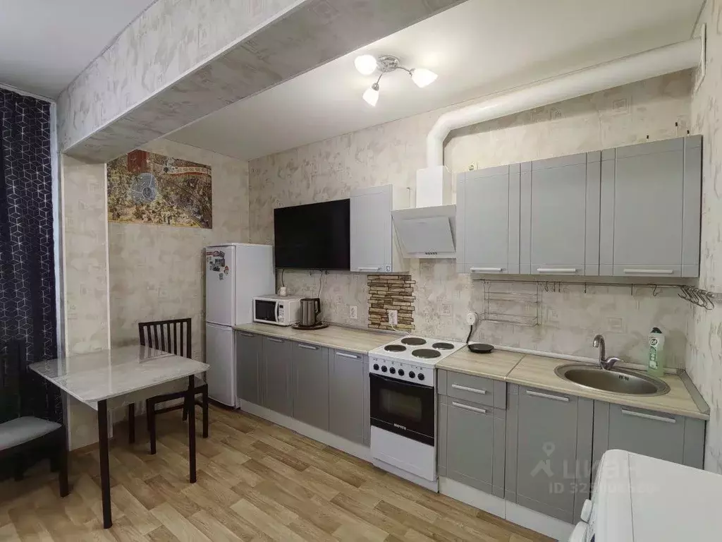 Студия Омская область, Омск ул. Малиновского, 18к2 (28.1 м) - Фото 1