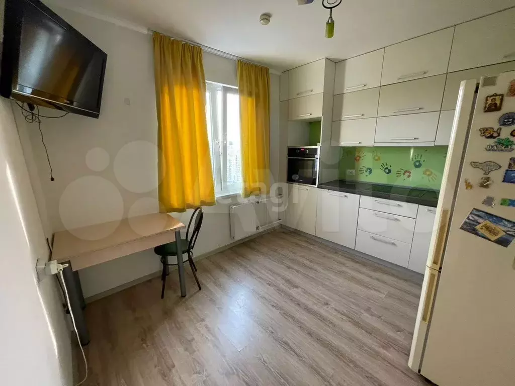 1-к. квартира, 36,7 м, 18/25 эт. - Фото 0