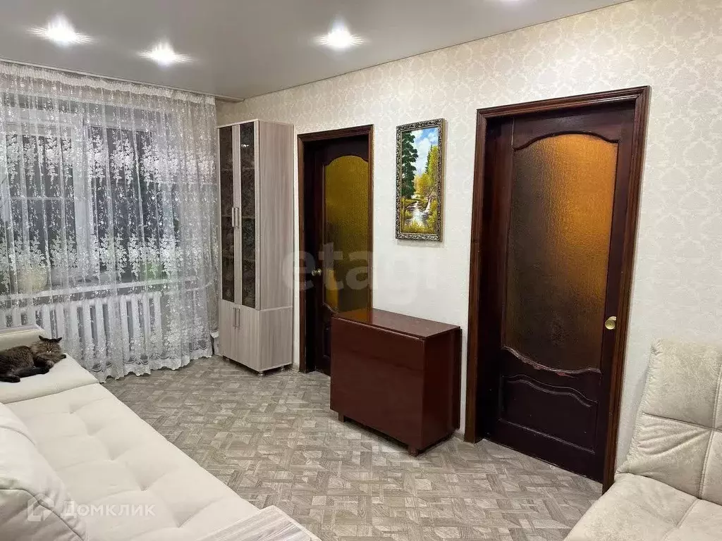 Продаётся 4-к квартира, 57.4 м - Фото 0
