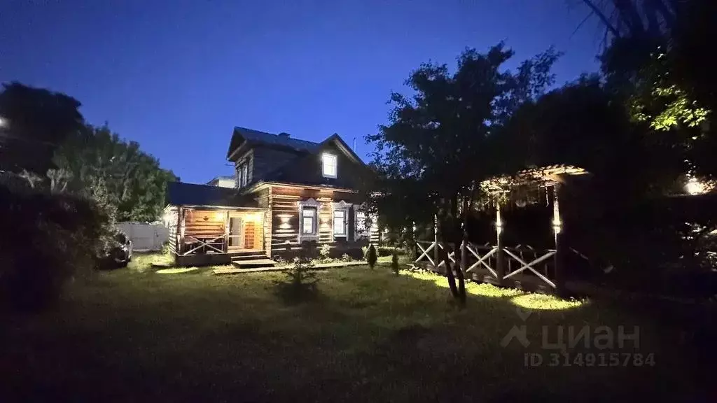 Дом в Костромская область, Кострома Депутатская ул., 9 (200 м) - Фото 1