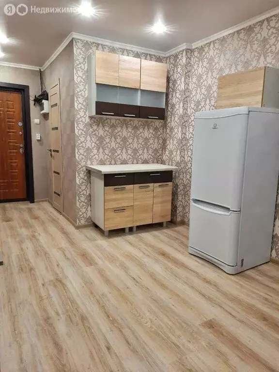 Квартира-студия: Старый Оскол, микрорайон Молодогвардеец, 1 (17 м) - Фото 2