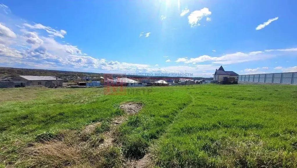 Участок в Белгородская область, Старооскольский городской округ, с. ... - Фото 2