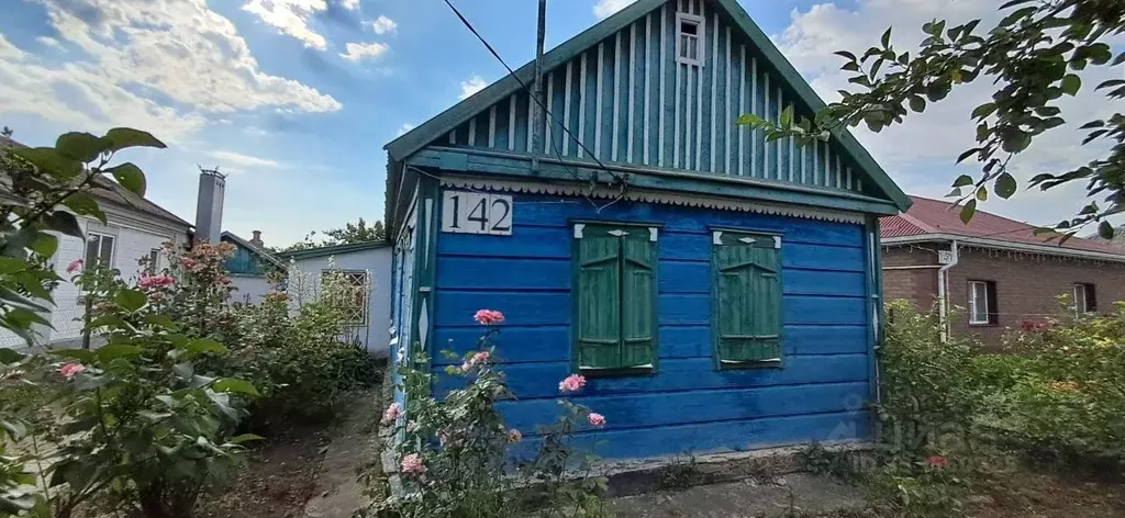 Дом в Краснодарский край, Каневская ст-ца ул. Больничная, 142 (70 м) - Фото 1