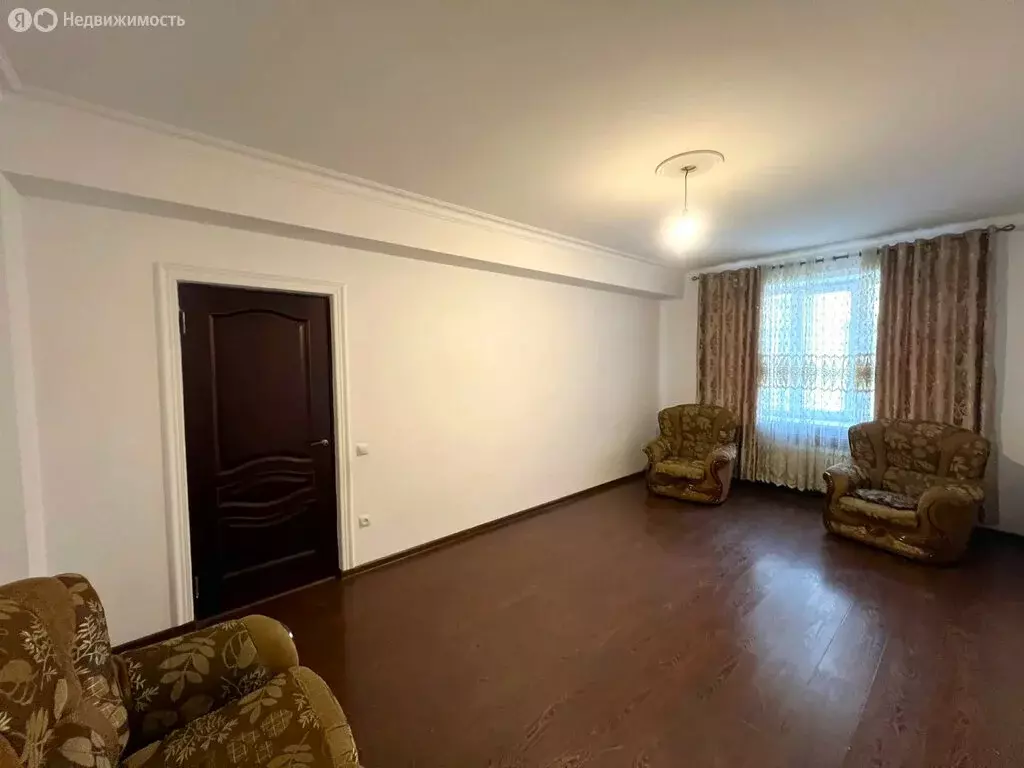 1-комнатная квартира: Махачкала, Газопроводная улица, 8к14 (55 м) - Фото 1