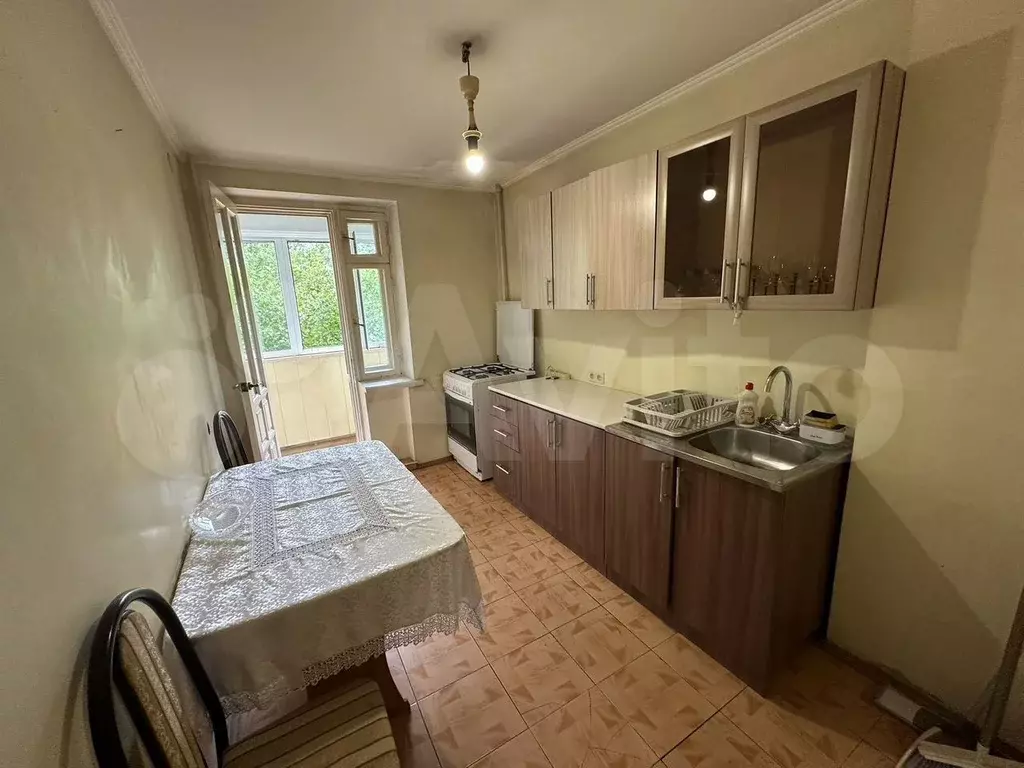 3-к. квартира, 70 м, 2/5 эт. - Фото 0