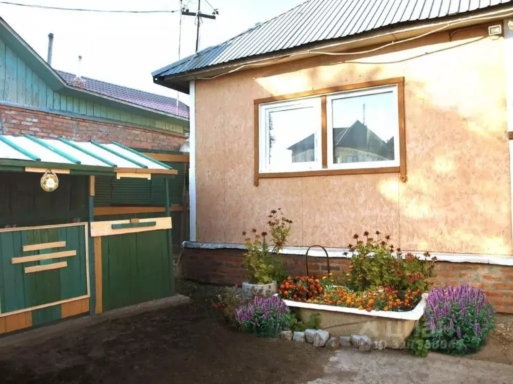 Дом в Омская область, Омск ул. 5-я Северная (50 м) - Фото 1