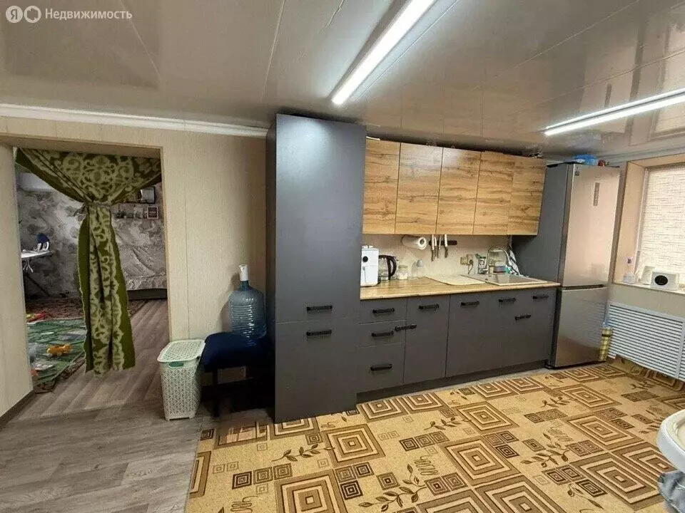 Дом в Астрахань, 2-я Онежская улица, 69 (80 м) - Фото 2