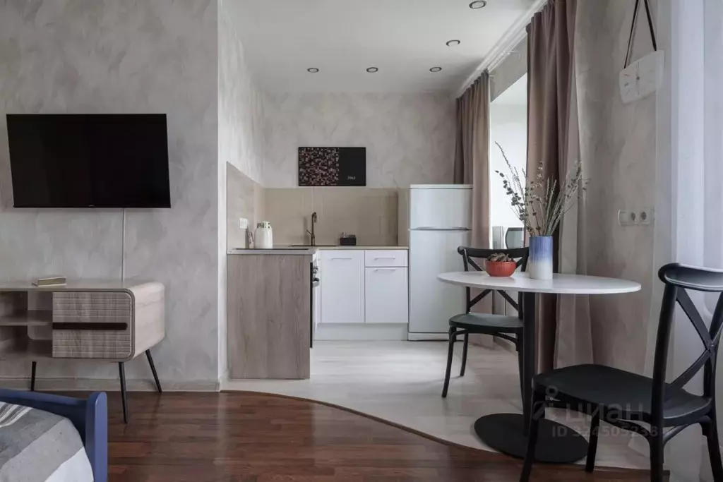 1-к кв. Красноярский край, Красноярск ул. Молокова, 1к1 (34.0 м) - Фото 2