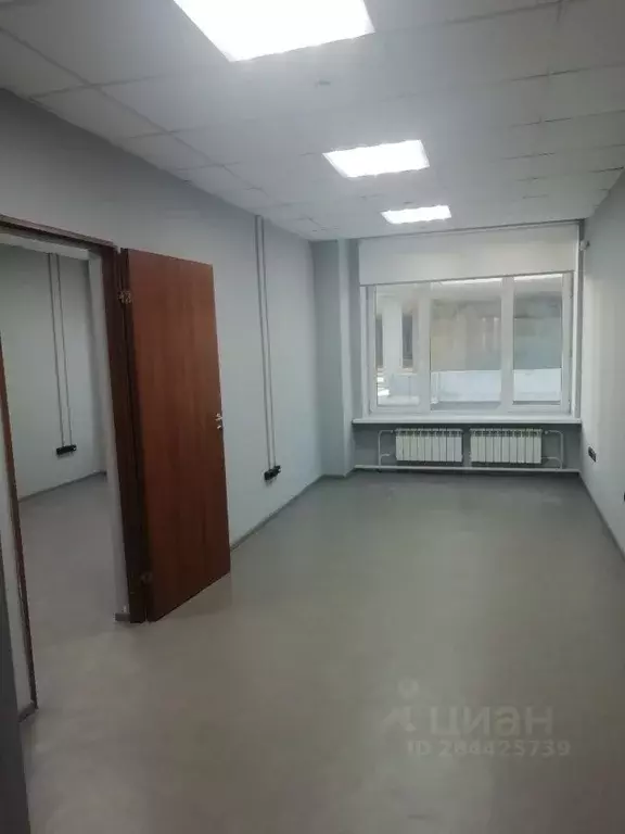 Офис в Челябинская область, Челябинск просп. Ленина, 35 (36 м) - Фото 0
