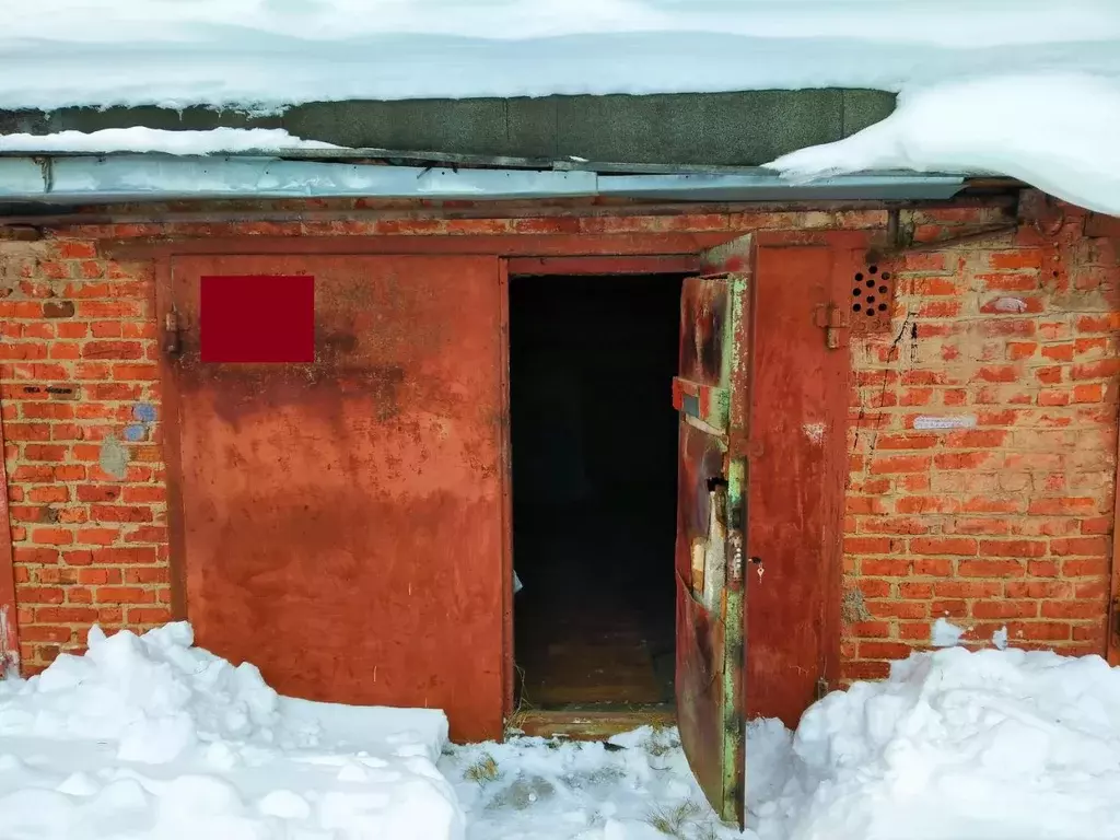 Гараж в Москва, Москва, Щербинка ул. Южная, 15 (19 м) - Фото 1