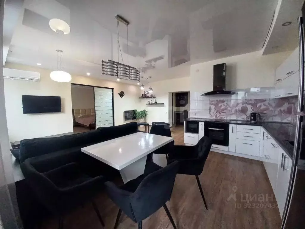 2-к кв. Крым, Алушта ул. Школьная (70.2 м) - Фото 1