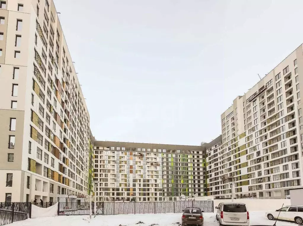 2-к кв. Тюменская область, Тюмень ул. 50 лет Октября, 57Ак1 (58.8 м) - Фото 2