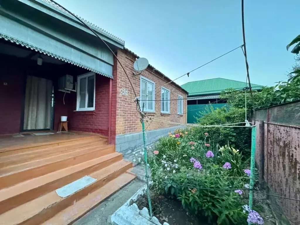 Дом в Краснодарский край, Абинский район, Ахтырское городское ... - Фото 1