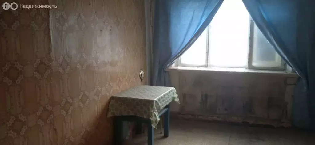 2-комнатная квартира: Тарханы, Заводская улица, 3 (39 м) - Фото 0