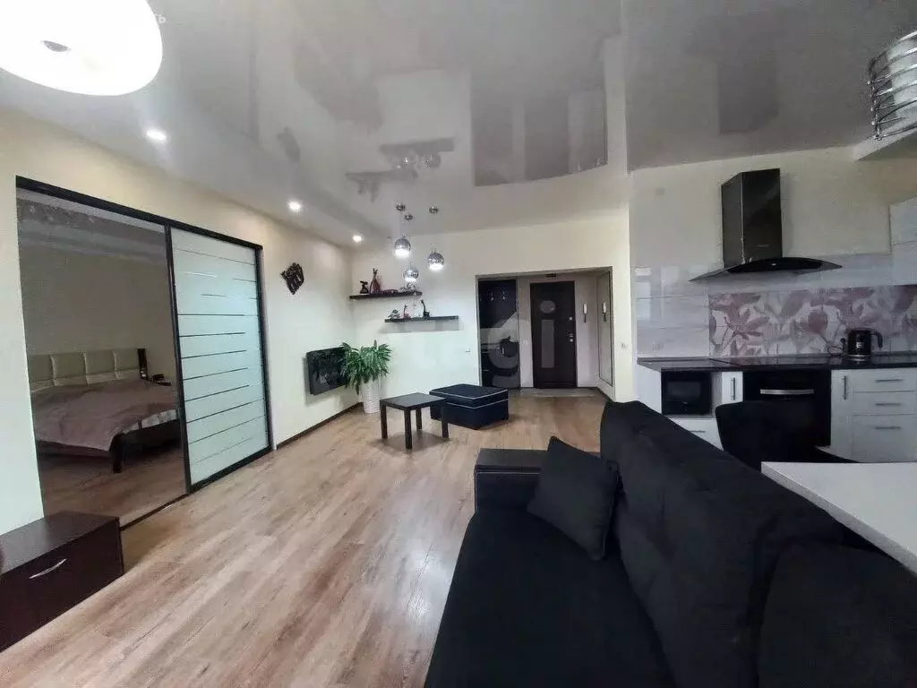 2-комнатная квартира: Алушта, Школьная улица, 19 (70.2 м) - Фото 1