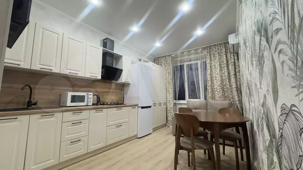 1-к. квартира, 38 м, 6/9 эт. - Фото 0