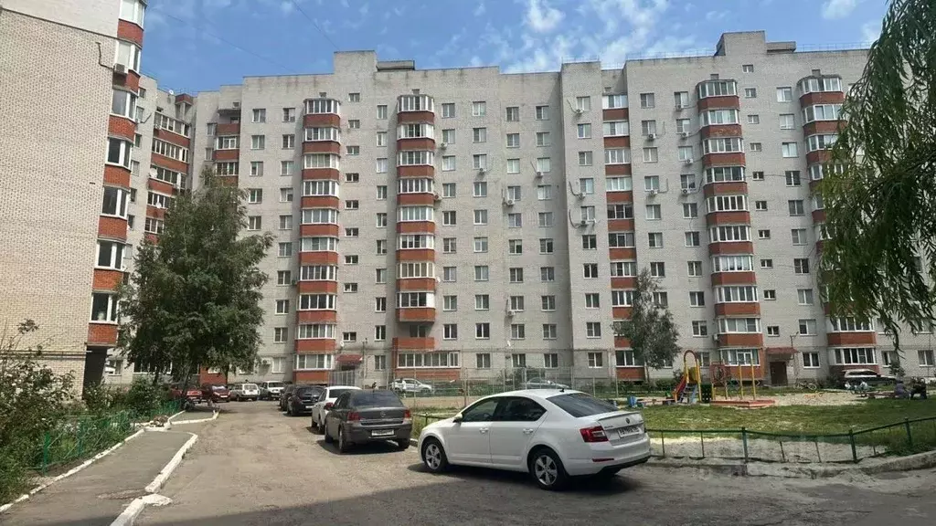 2-к кв. Курская область, Курск Орловская ул., 1А (61.4 м) - Фото 0