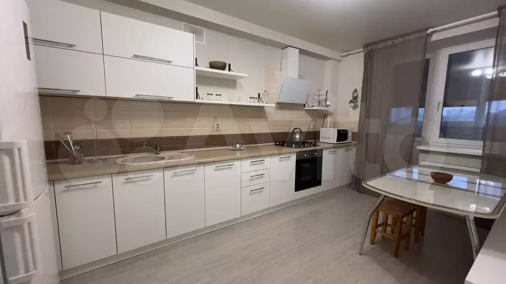 1-к. квартира, 40 м, 6/9 эт. - Фото 0