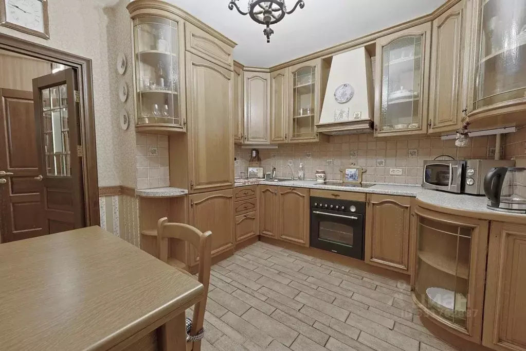 4-к кв. Москва бул. Адмирала Ушакова, 3 (101.0 м) - Фото 1