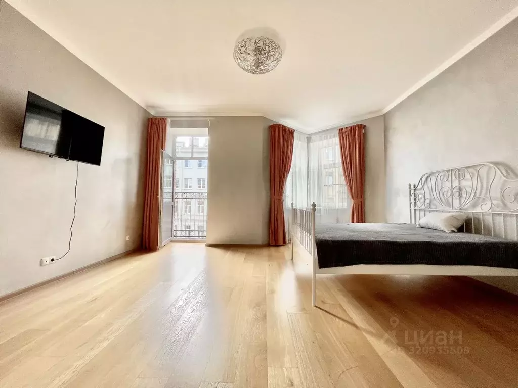 1-к кв. Санкт-Петербург 14-я Васильевского острова линия, 91 (70.0 м) - Фото 1