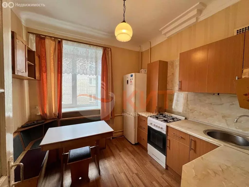 3-комнатная квартира: Ярославль, улица Пожарского, 3 (67 м) - Фото 1
