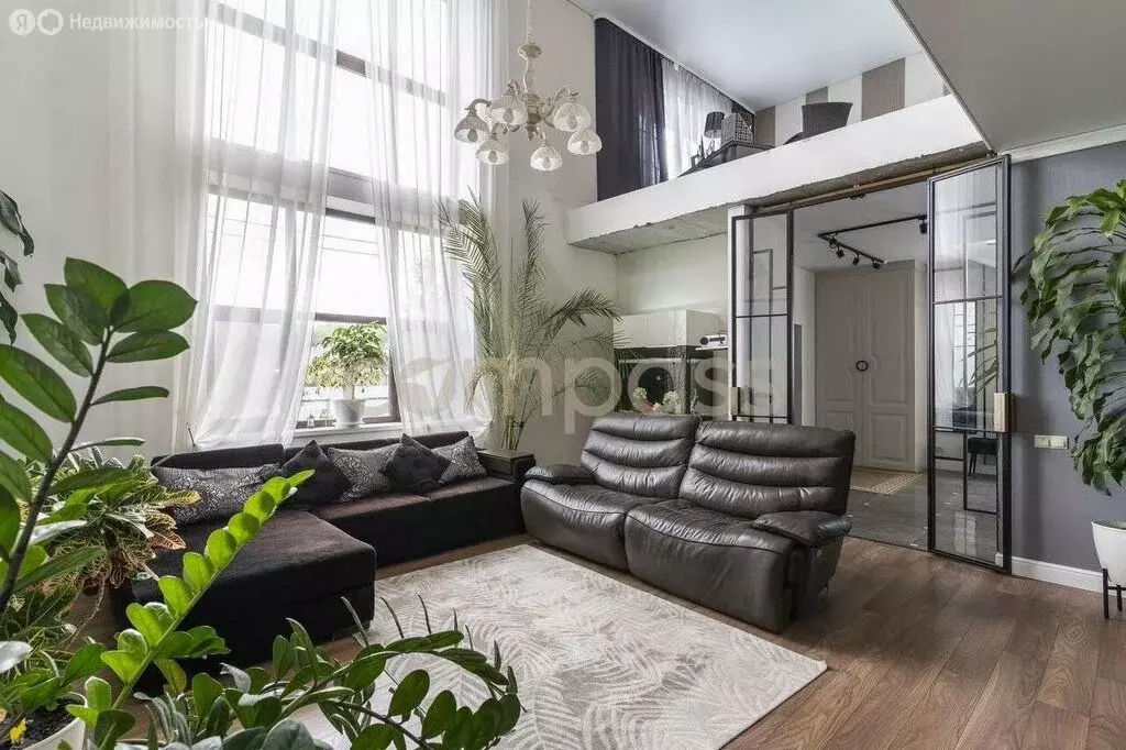 Дом в Тюмень, Рождественская улица (284 м) - Фото 1