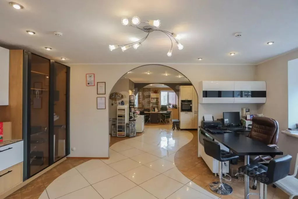 Офис в Иркутская область, Ангарск 94-й кв-л, 101 (61 м) - Фото 2