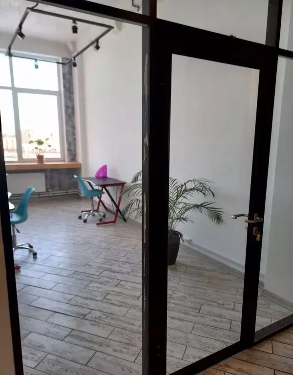 Офис в Санкт-Петербург Загребский бул., 33 (20 м) - Фото 2