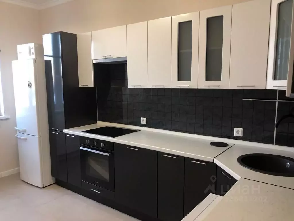 1-к кв. Московская область, Красногорск ул. Липовой Рощи, 4к1 (37.0 м) - Фото 0