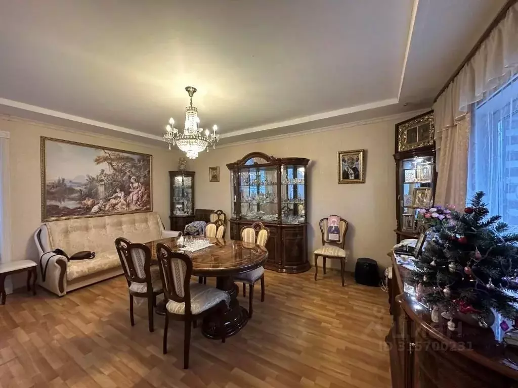 Коттедж в Санкт-Петербург пос. Левашово, ул. Коммуны, 6 (207 м) - Фото 1