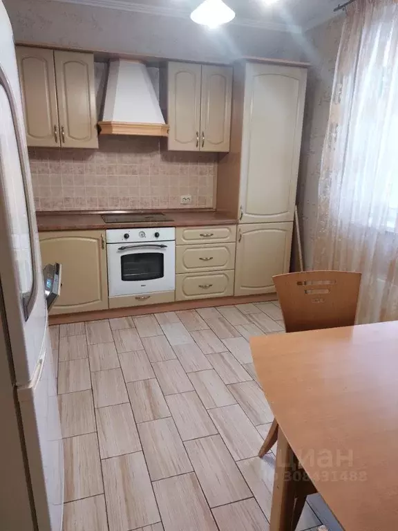 2-к кв. Красноярский край, Красноярск Взлетка мкр, ул. Батурина, 36 ... - Фото 1