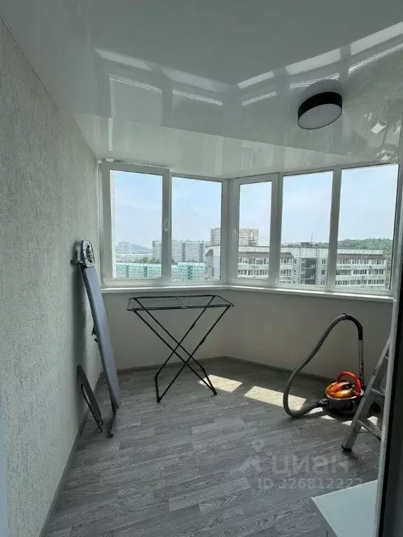 2-к кв. Приморский край, Владивосток Шилкинская ул., 6к2 (57.0 м) - Фото 2