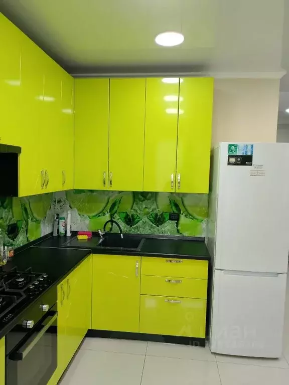 1-к кв. Краснодарский край, Туапсе Речная ул., 6 (36.0 м) - Фото 1