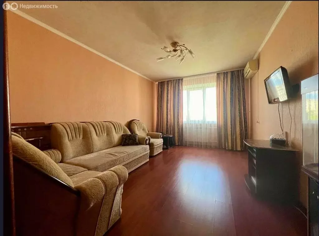3-комнатная квартира: Оренбург, улица Чкалова, 45 (62.8 м) - Фото 1